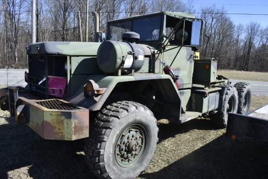 1972 AM General Army Truck Tractor