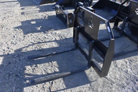 KC Quick Attach Skid Steer Pallet Forks
