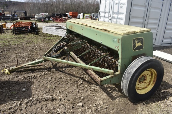 John Deere 8300 Grain Drill