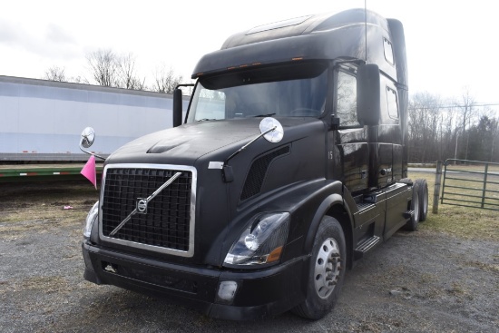 2005 Volvo  Truck Tractor