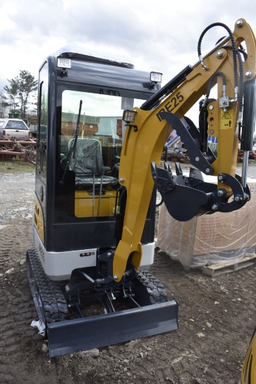 IR Model IRE25 Diesel Mini Excavator with Enclosed Cab with Air Conditioning