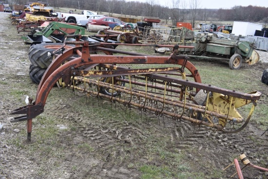 New Holland 258 Rolabar Rake