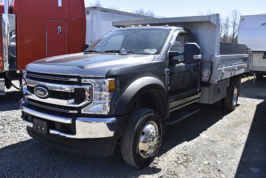 2020 Ford F-450 XLT Dump Truck