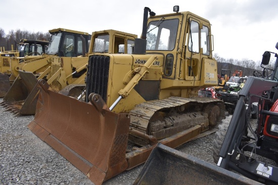 John Deere 750B Dozer