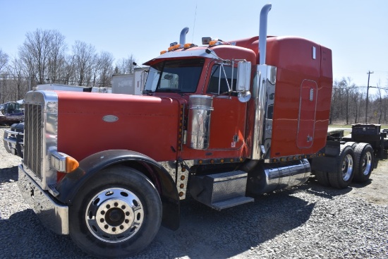 2000 Peterbilt 379 Truck Tractor