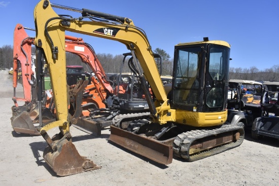 CAT 304 CR Excavator