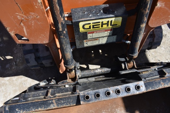 Gehl RT105 Skid Steer with Tracks