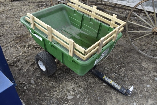 John Deere 10P Plastic Lawn Cart