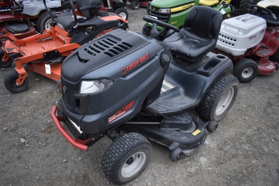 Troy-Bilt Super Bronco Lawn Tractor
