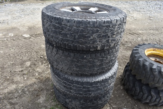 4 Toyo LT295/70R18 Truck Tires on 8 Lug Rims