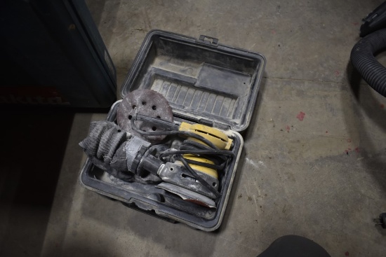 DeWalt Corded Palm Sander In Case