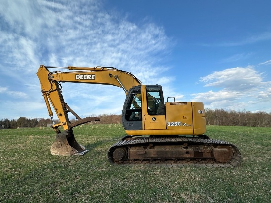 John Deere 225C LC RTS Excavator