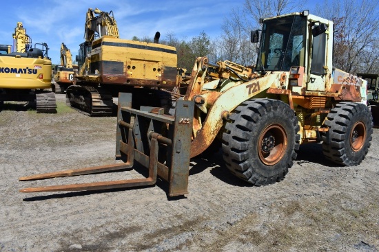 Case 721 Articulating Wheel Loader