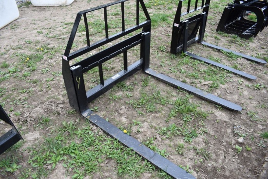 Kivel Quick Attach 3500 lb. Pallet Forks
