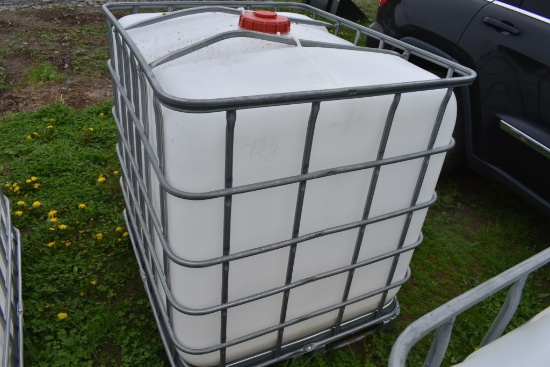 275 Gallon Liquid Tote