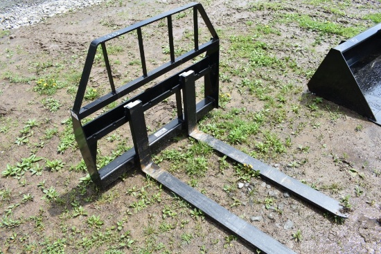 Kivel Quick Attach 3500 lb. Pallet Forks