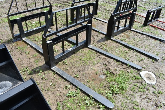 Kivel Quick Attach 3500 lb. Pallet Forks