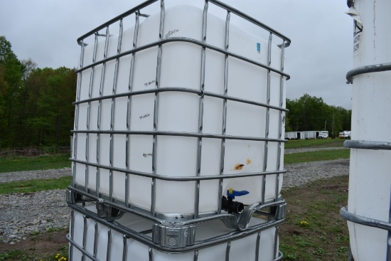 275 Gallon Liquid Tote