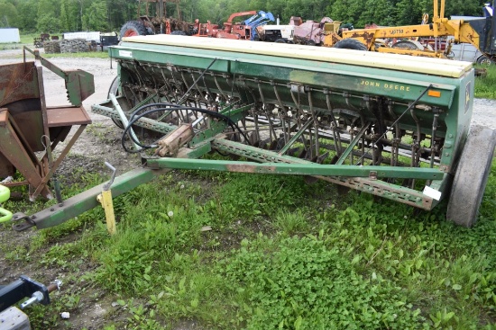 John Deere 8300 Grain Drill