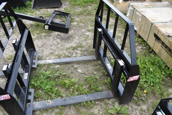 Kivel 3500 lb. Quick Attach Pallet Forks