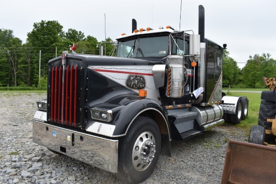 2005 Kenworth W900 L Truck Tractor