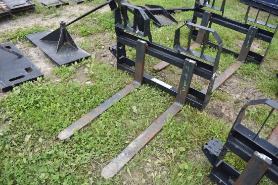 Bobcat Quick attach Pallet Forks