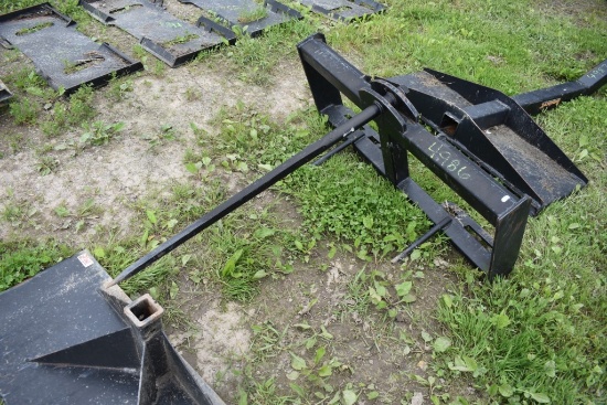 Quick Attach single Prong Bale Spear