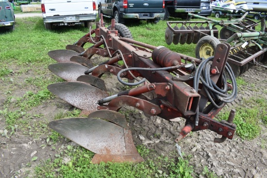 Massey Ferguson 945 4 Bottom Plow