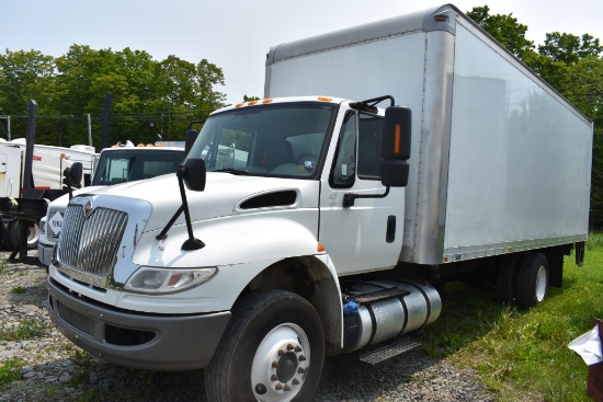 2015 International 4300 SBA 4x2 Box Truck