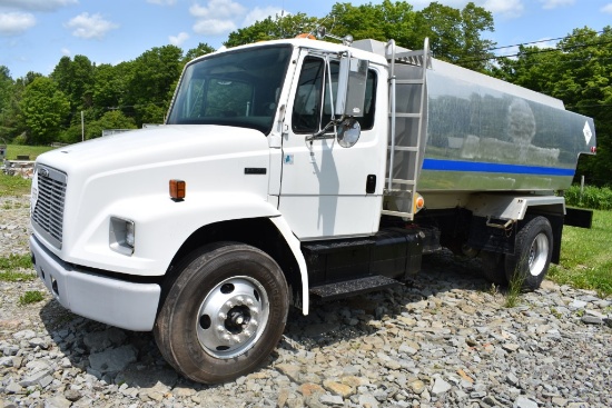 2003 Freightliner FL70 Fuel Transfer Tank