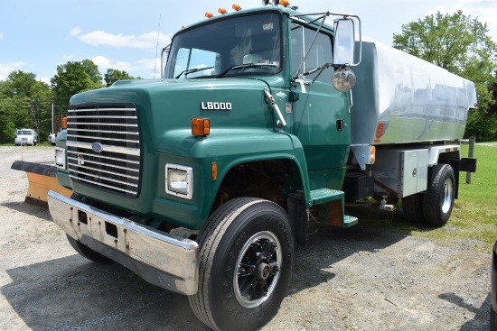1996 Ford L8000 Fuel Transfer Truck