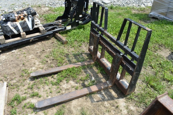 Set of Quick Attach Pallet Forks with 42" Forks