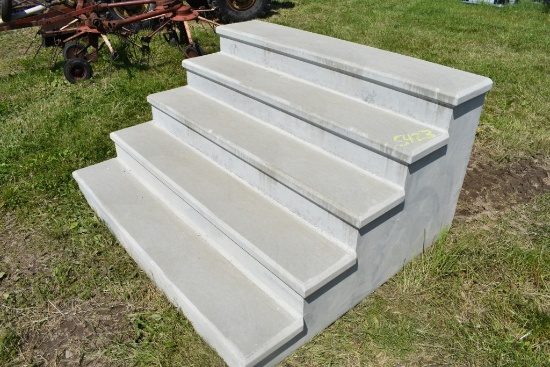 Pre-Cast Concrete 5-Step Staircase