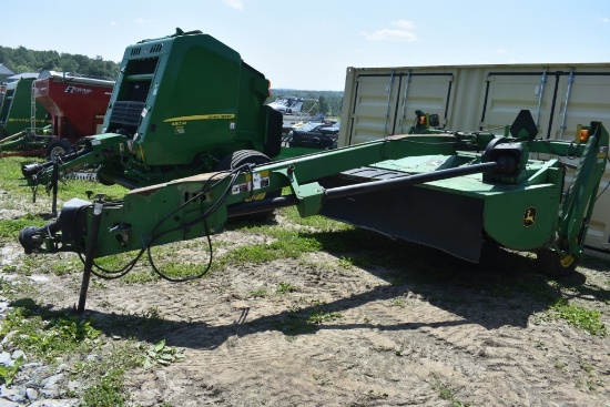 John Deere MOCO530 Center Pivot Disc Bine