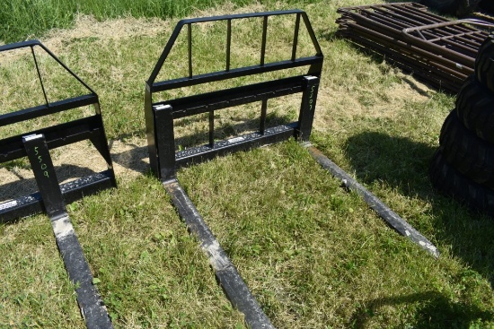 Set of Kivel 3500lb Capacity Quick Attach Pallet Forks