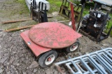 Round Bale Unravel and Feeder Wagon