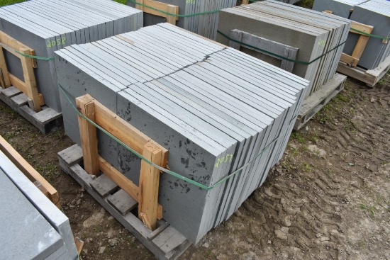 Pallet of 24" x 24" x 1.5" Thermal Bluestone Pieces