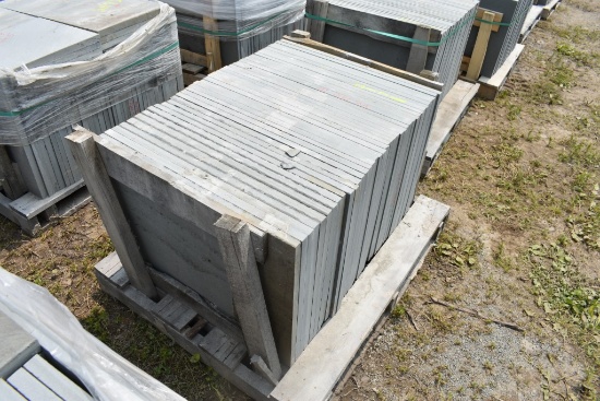 Pallet of 24" x 30" x 1" Thermal Bluestone Pieces