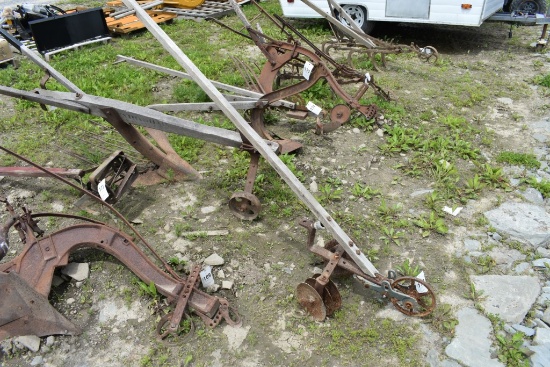 Antique Push Garden Disc