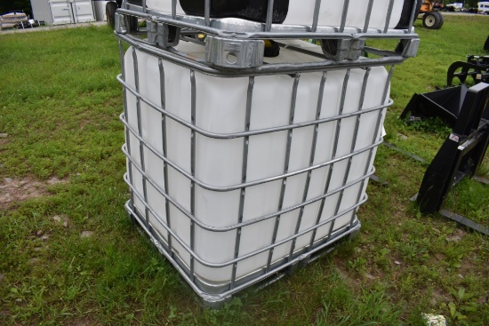 275 Gallon Liquid Tote