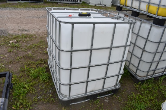 275 Gallon Liquid tote