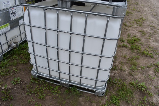 275 Gallon Liquid tote