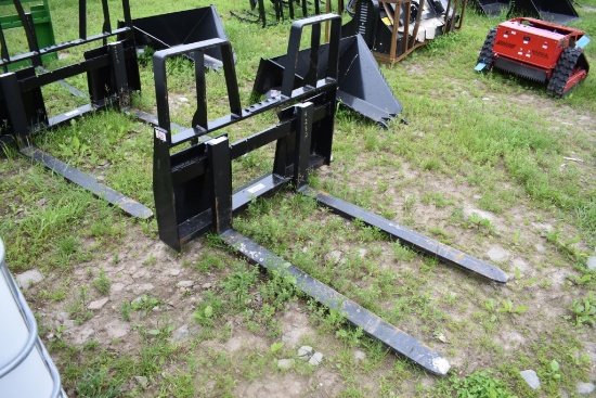 Kivel Quick Attach 4200 lb. Capacity Pallet Forks
