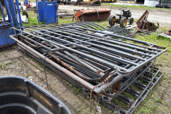 Priefert 18 Piece Livestock Run Gate System