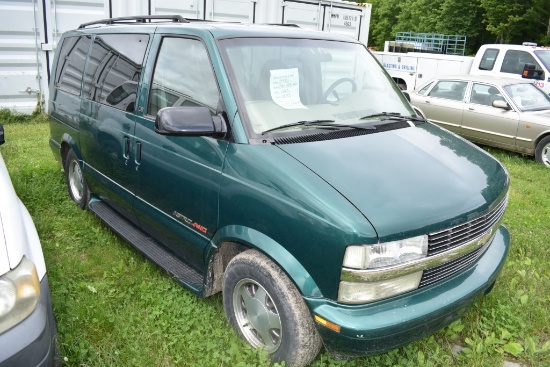 2002 Chevrolet Astro Van