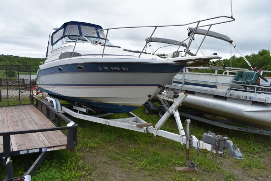1989 Bayliner Sunbridge 2755 Boat on 1990 EZ Loader Boat Trailer