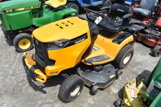 Cub Cadet XT2 Enduro Series Lawn Tractor