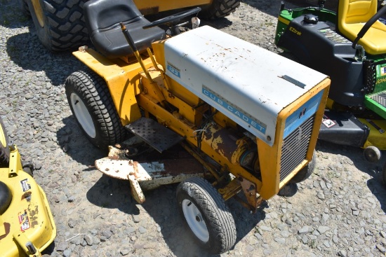 Cub Cadet 123 Hydrostatic Lawn Tractor