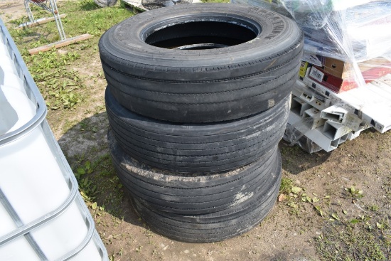 4 295/75R22.5 Tires