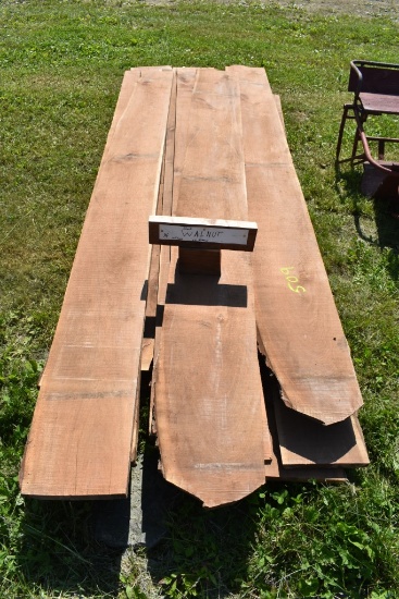 17 Pieces of 10ft Wag Walnut Wood